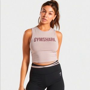 🦈Gymshark🦈Pink Crop Top